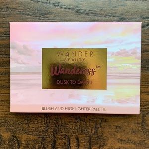 Wander beauty blush/highlighter
